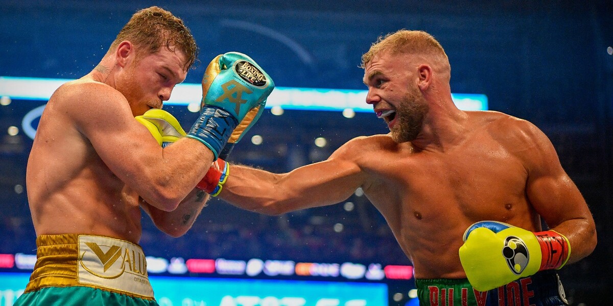 Канело (слева) и Билли Джо Сондерс