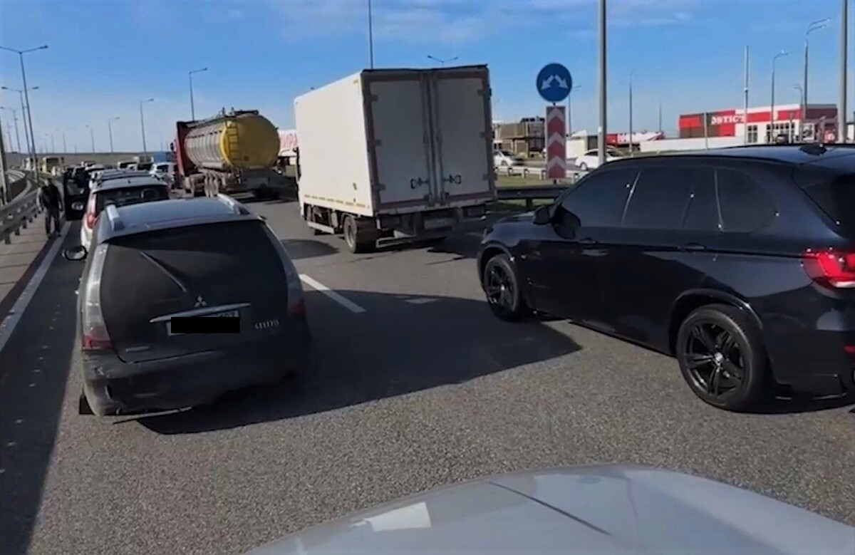     / Источник: Кадр из видео