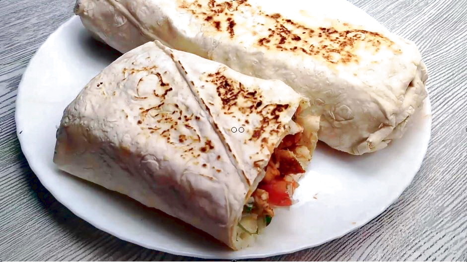 Попробуйте приготовить шаурму по данному рецепту и вы больше не захотите покупать ее в ларьке!!Соус для ШАУРМЫ/ДОМАШНЯЯ ШАУРМА