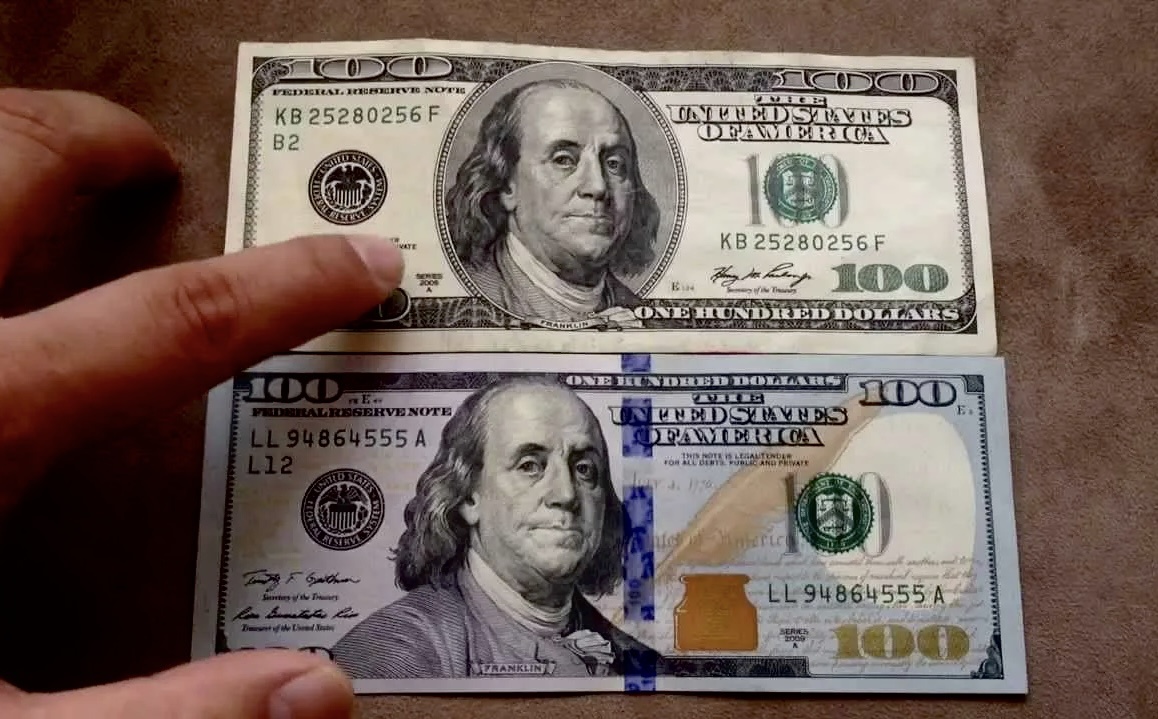 Доллары старого и нового образца