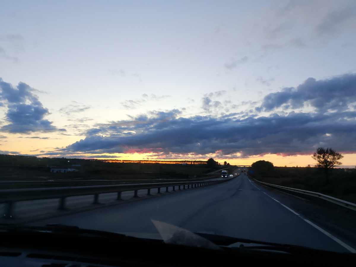 Закат. Дорожное фото. 