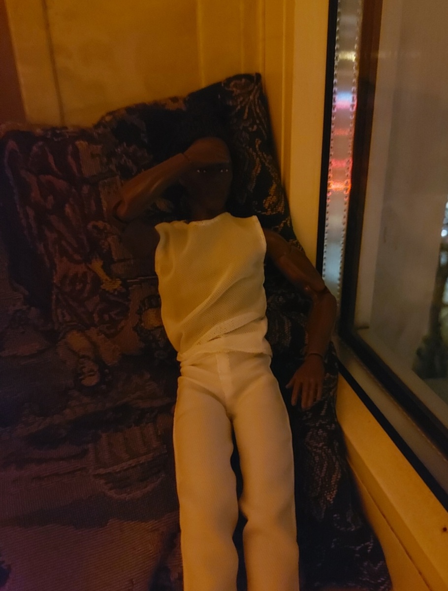 Нео, оставшийся один. Совершенно один. Фото автора