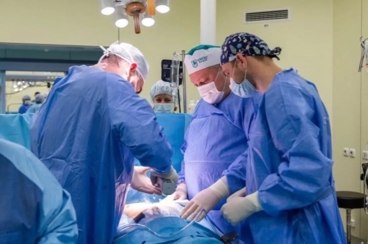    Операцию решили проводить на бьющемся сердце.