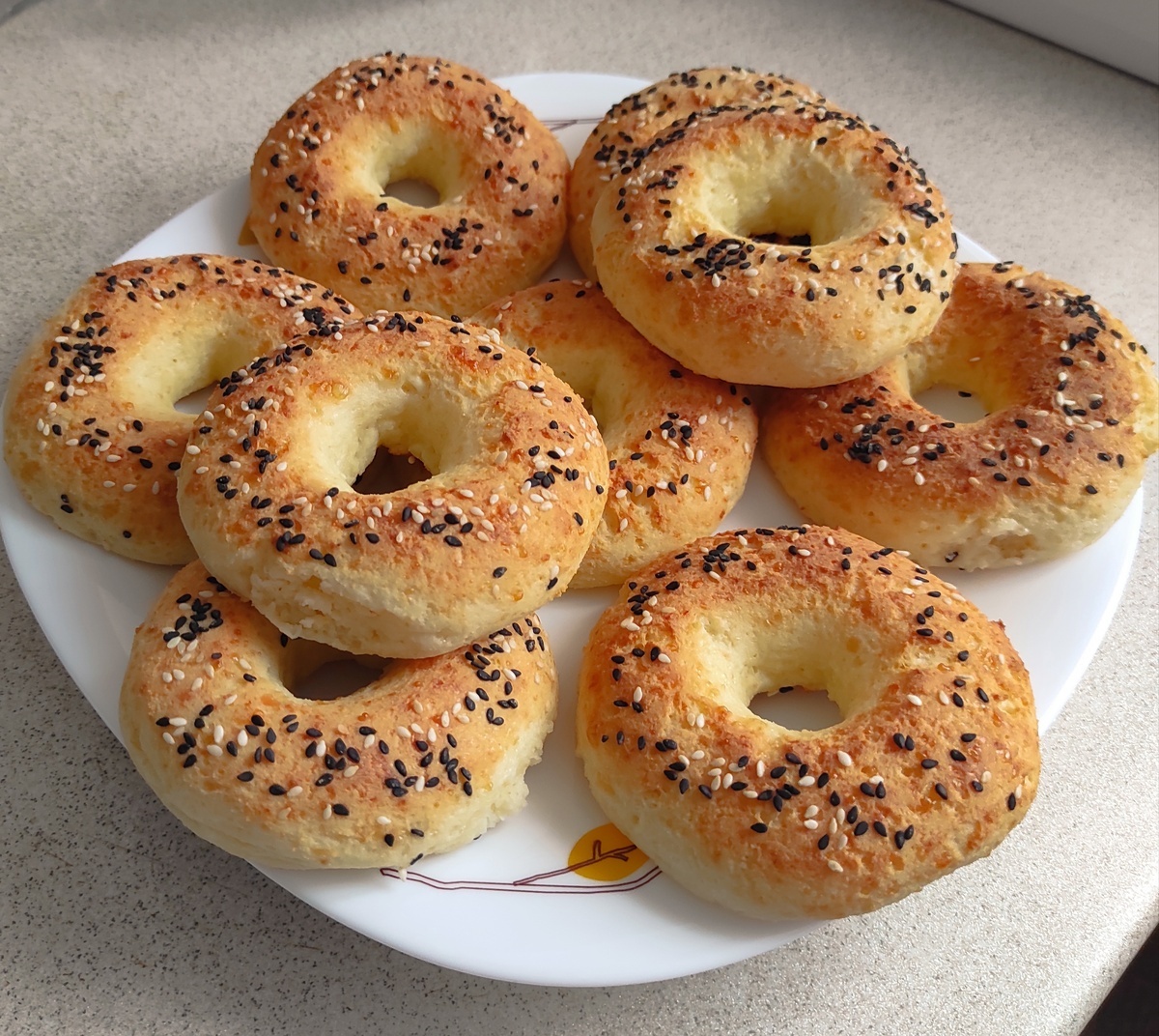 Творожные бейглы от Виктории Х. Приготовлены по рецепту Светланы Олейник. 