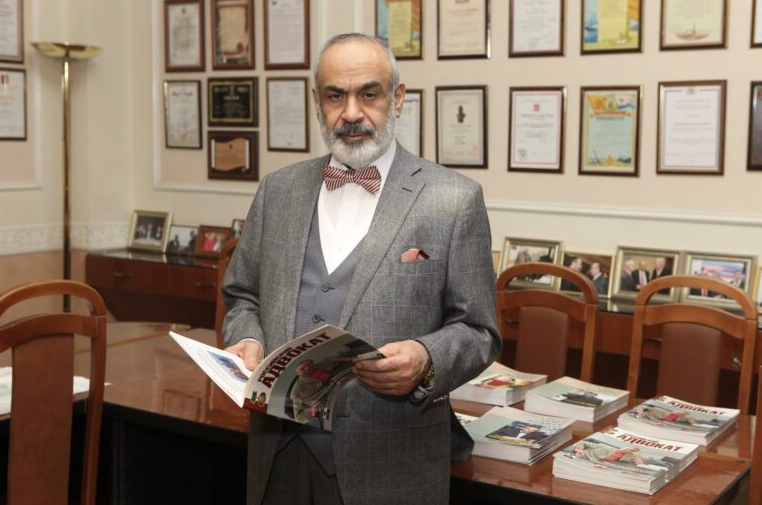 На фото: Г.Б. Мирзоев