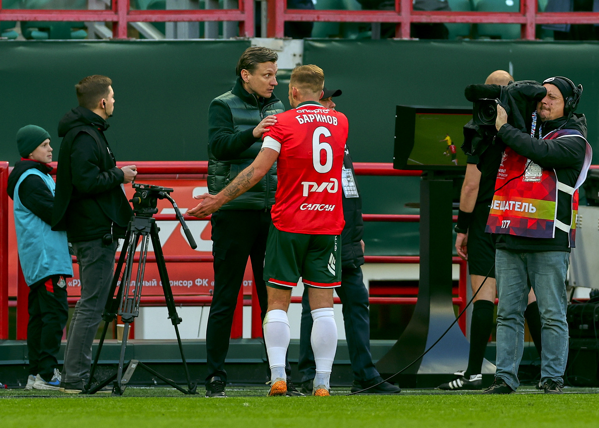 Главный тренер "Локо" Михаил Галактионов. Фото ФК Локомотив