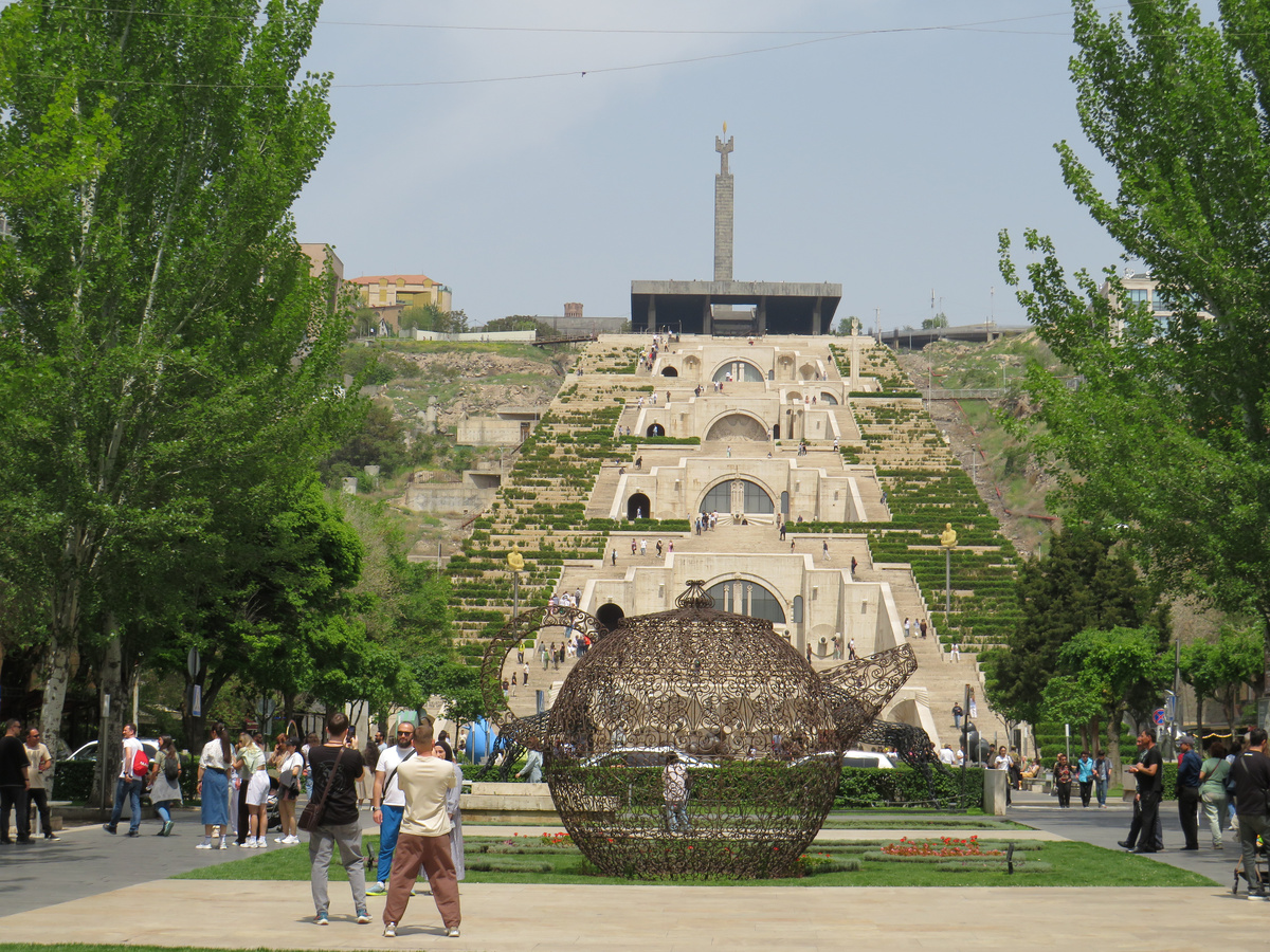 Большой Каскад (Ереван)