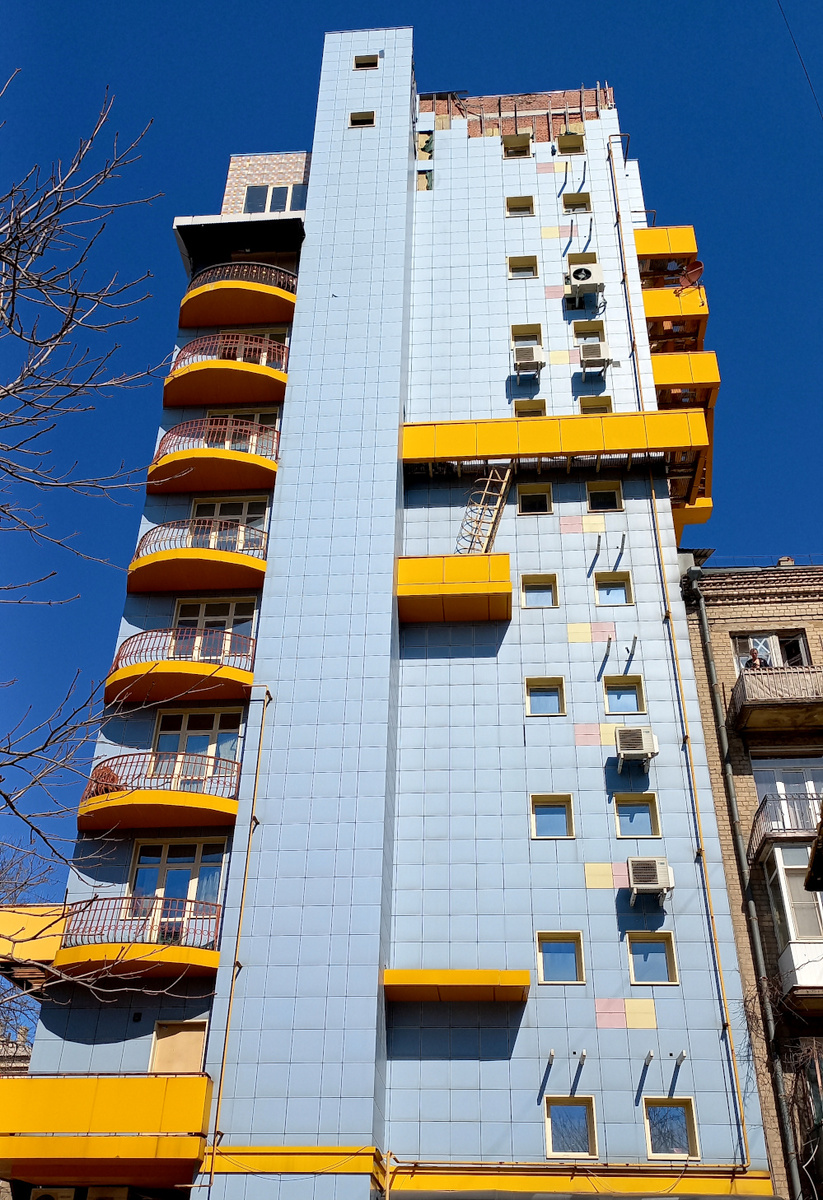 Дом по адресу: Донецк, ул Артема 90в