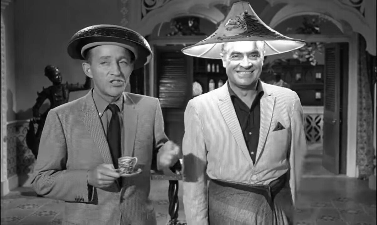   Бинг Кросби, Боб Хоуп , кадр из фильма «Дорога в Гонконг» (1962, Melnor Films)