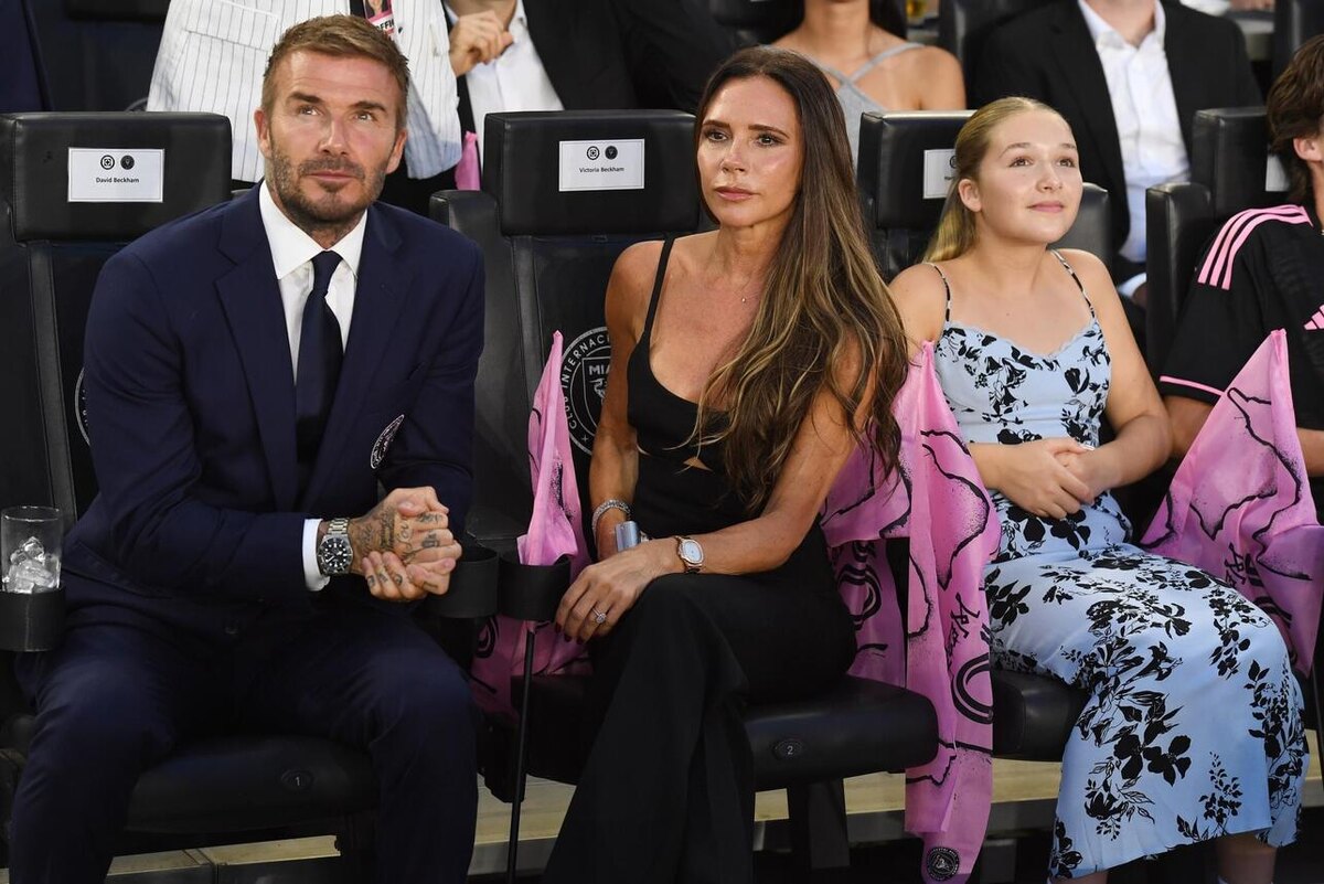 Дэвид Бекхэм со своей супругой Викторией (фото из открытых источников)