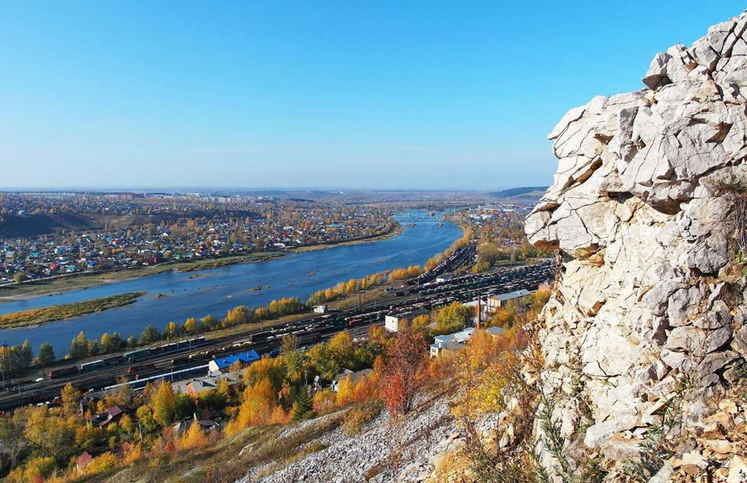 Вид на Чусовой. Фото с сайта https://vk.com/wall-178860432_2191. Взято с Яндекс.Картинки