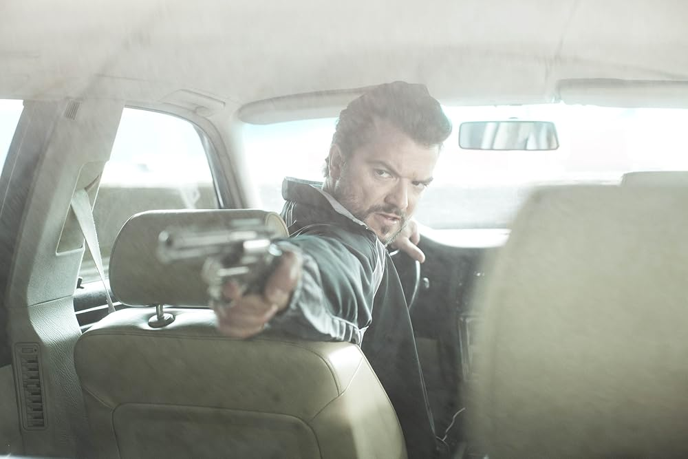 Кадр из фильма «Snabba cash». Режиссер: Даниэль Эспиноса. Производство: Film i Väst, Nordisk Film, Nouvago Capital, Sveriges Television (SVT), Tre V?nner Produktion. Прокат: Кино без границ