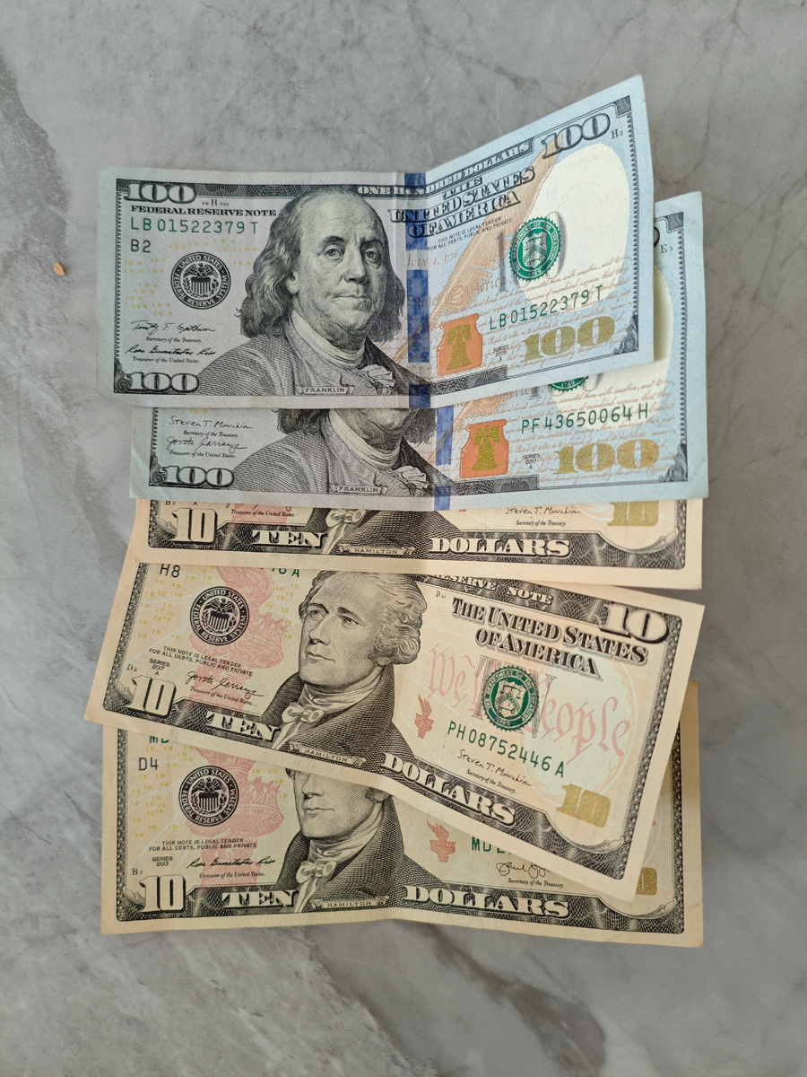 Совсем не зеленые)))