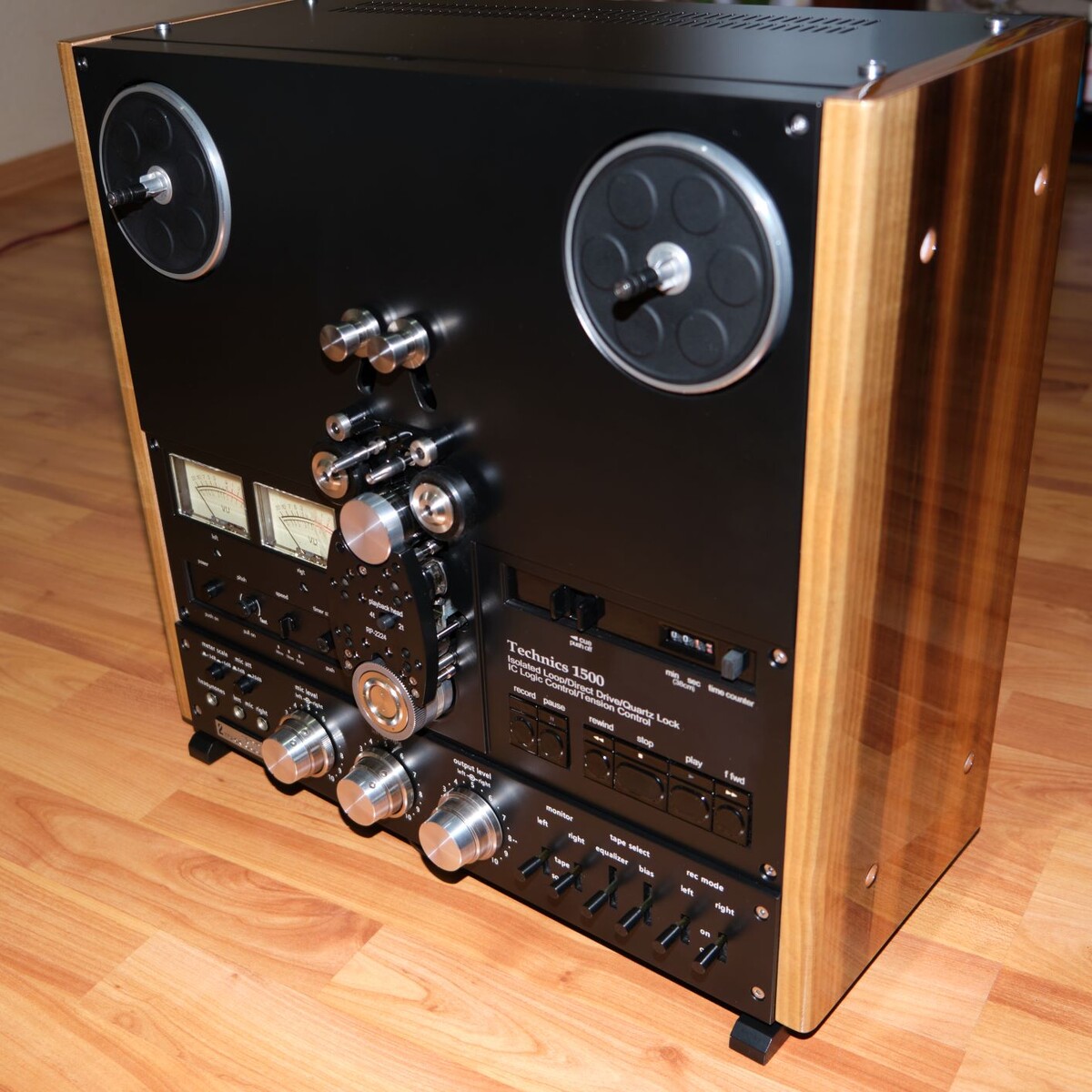 Реставрированный мной Technics RS-1500