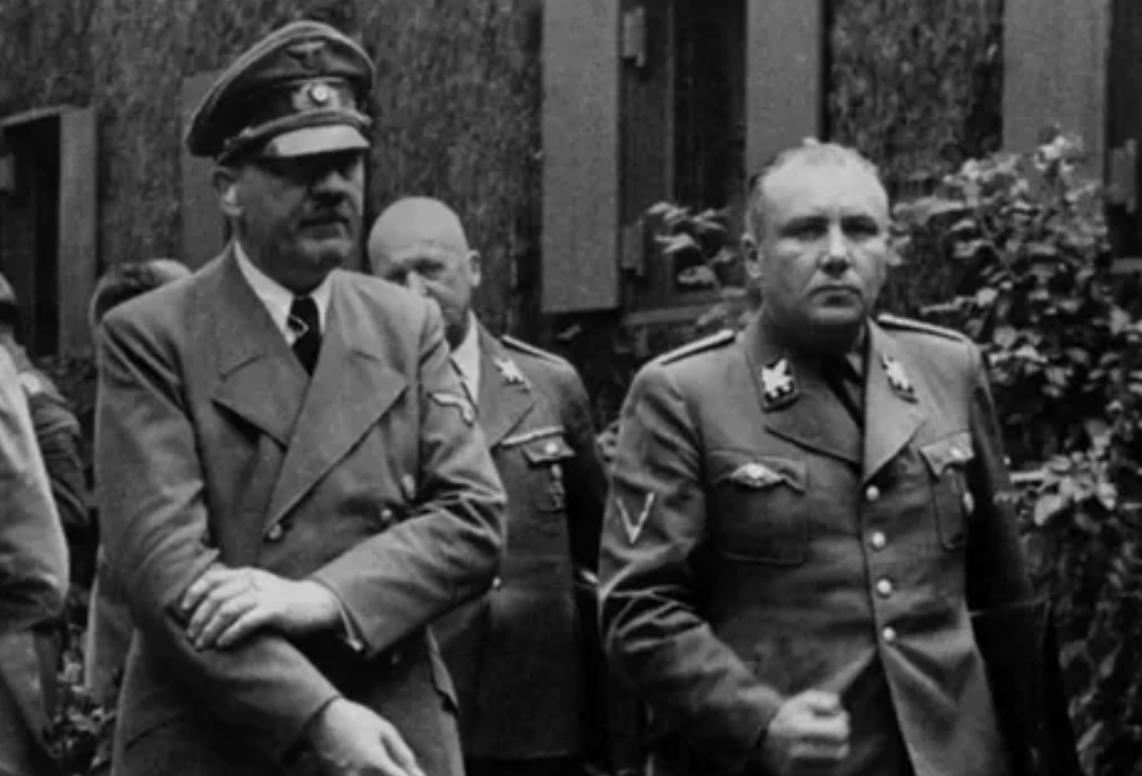 Мартин Борман (ближайший соратник Гитлера)