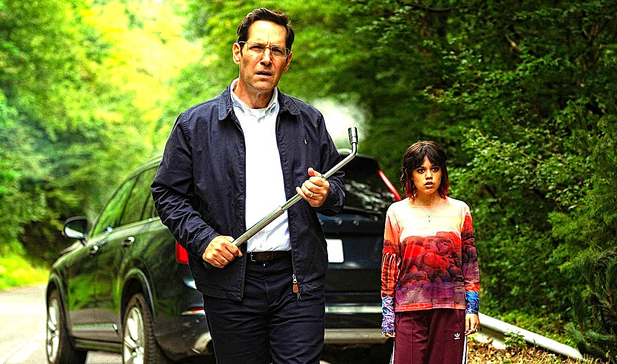 Тот случай, когда метафора "Жизнь бьёт ключом" неожиданно превращается в реальность. 