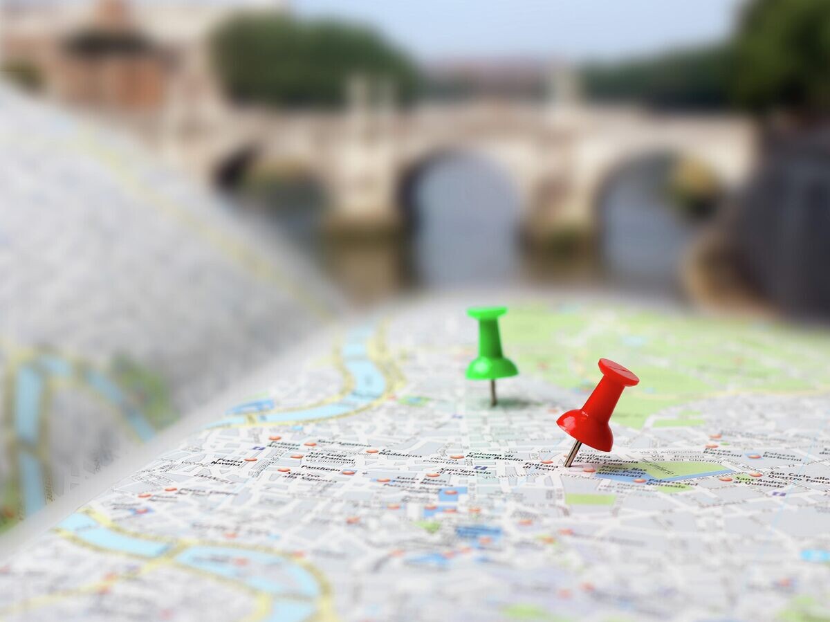    Карта с отметками© Depositphotos.com / Anterovium