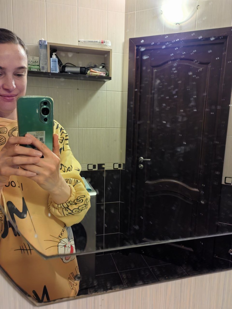 Как помыть зеркало без разводов