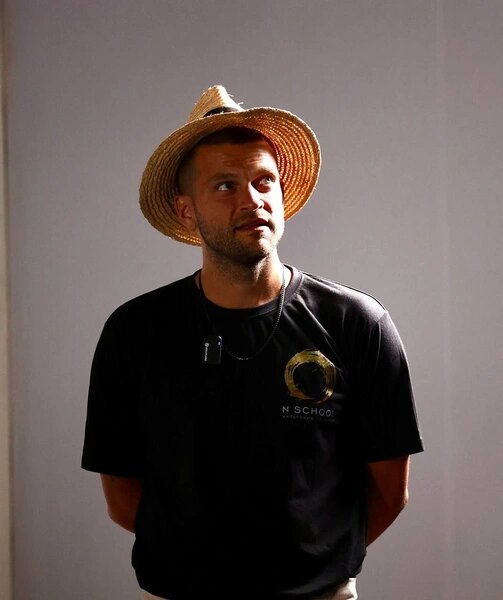 Кирилл пошел по стопам родителя и посвятил жизнь творчеству