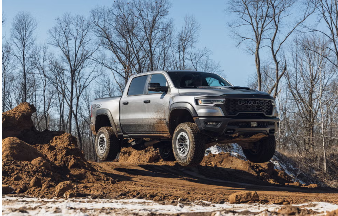 Ram 1500 RHO выполняет эти трюки без повреждения элементов конструкции