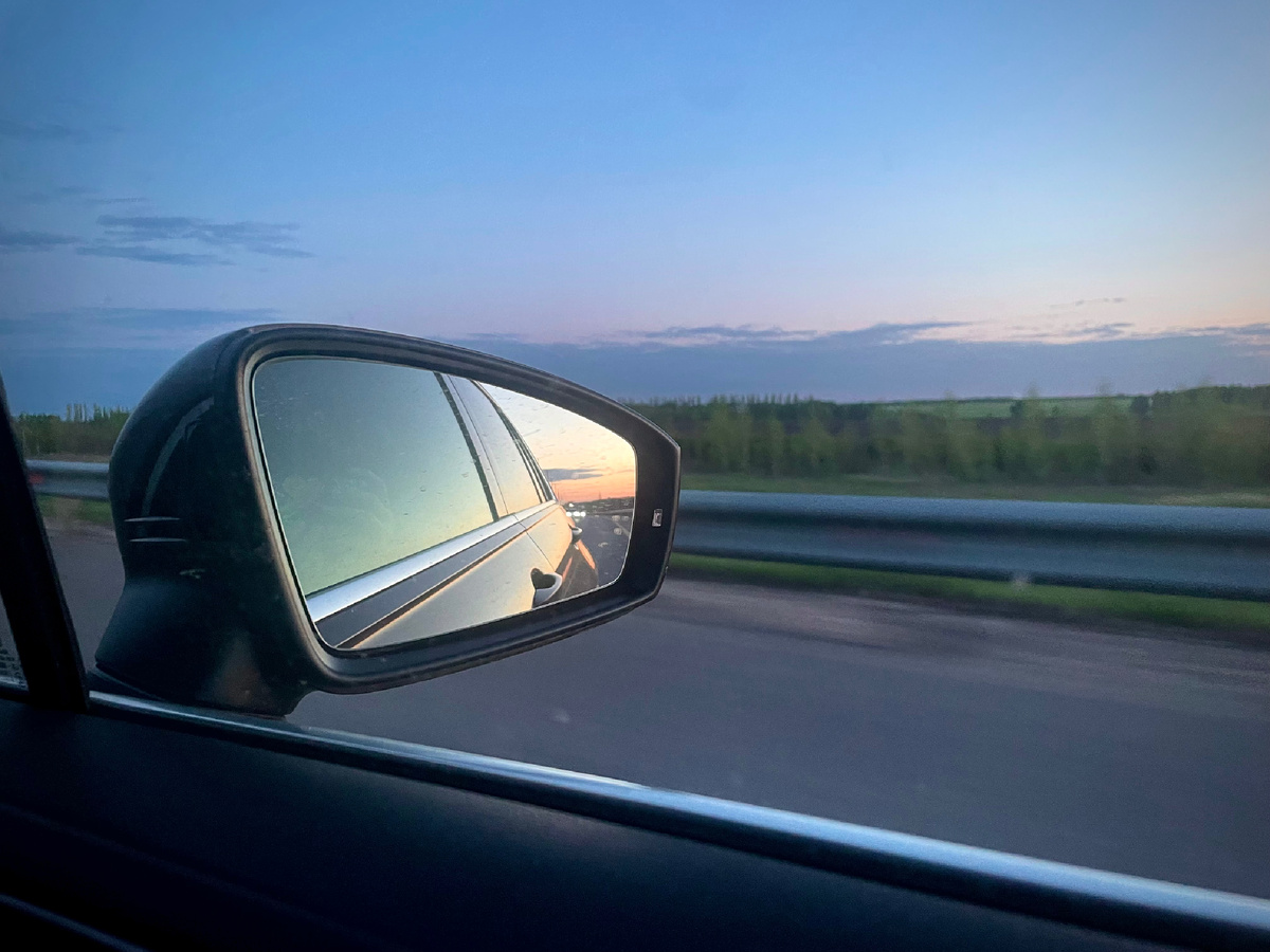 Первый закат в дороге: пейзажи М-4 местами великолепны