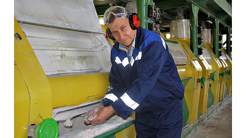    Жизнь измеряется не годами, а трудами