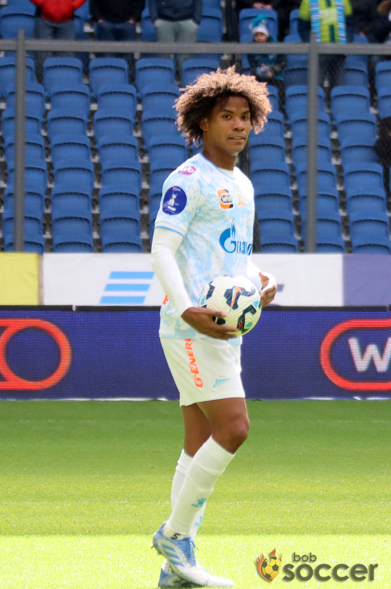    Кто заменит Барриоса в «Зените»Алексей Андрианов