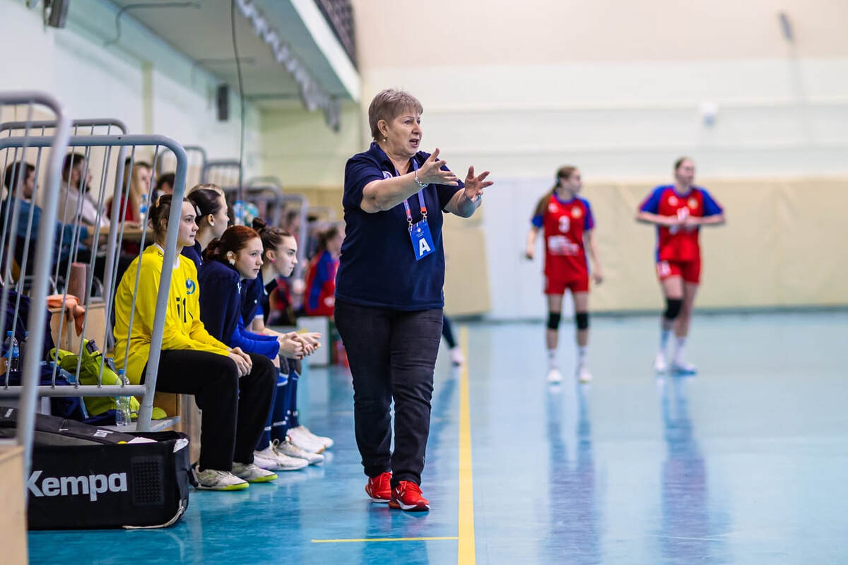    Любовь Сидоричева и её ученицы не смогли остановить ЦСКА-2 на пути к чемпионству