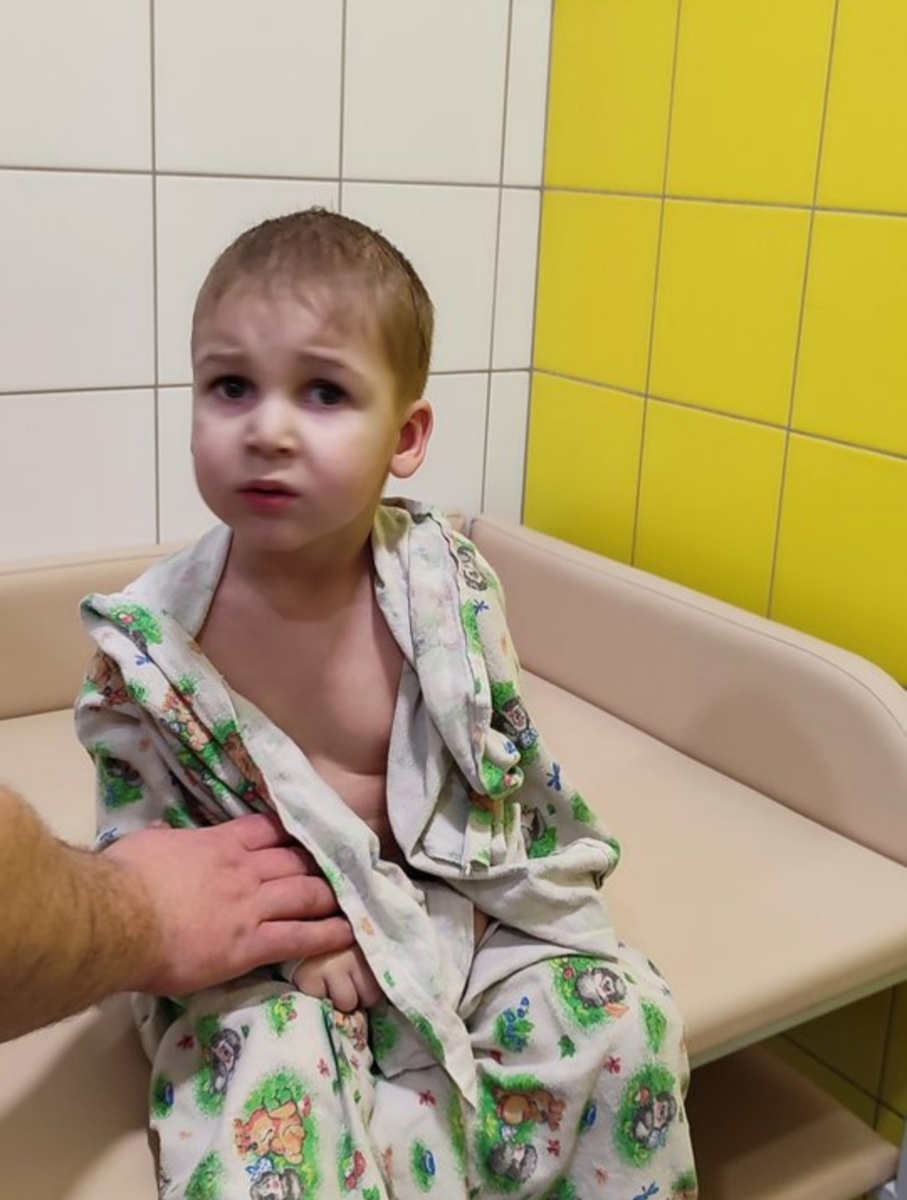 Боится воду, но мы упорно идём