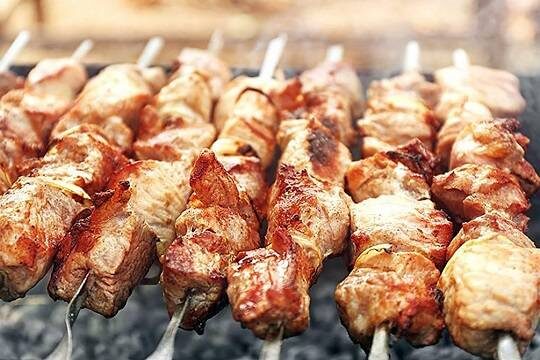    В Госдуме предложили запретить продажу одноразовых мангалов