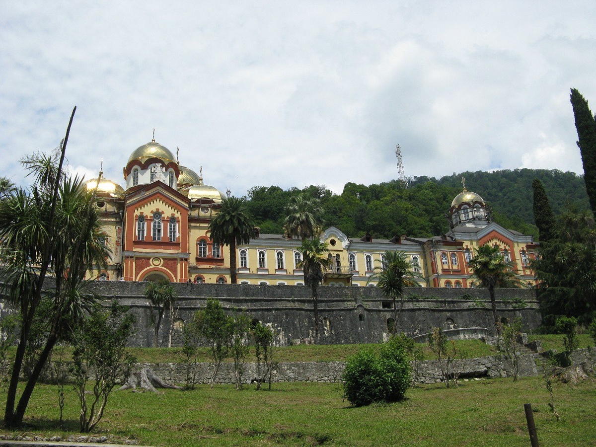 Новоафонский монастырь