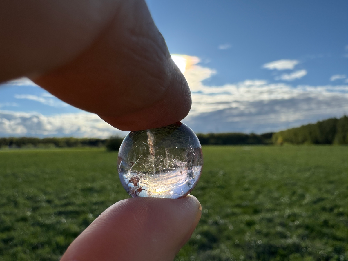 Пока не ясно, о каких чудесах пойдет речь, да? Ни о каких, магии не будет.