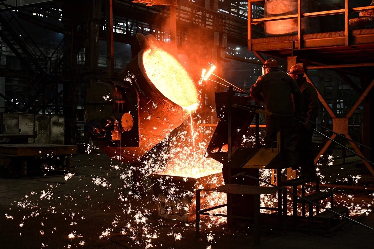    Работа кипит на Петрозаводскмаше. Фото: "Республика" / Сергей Юдин