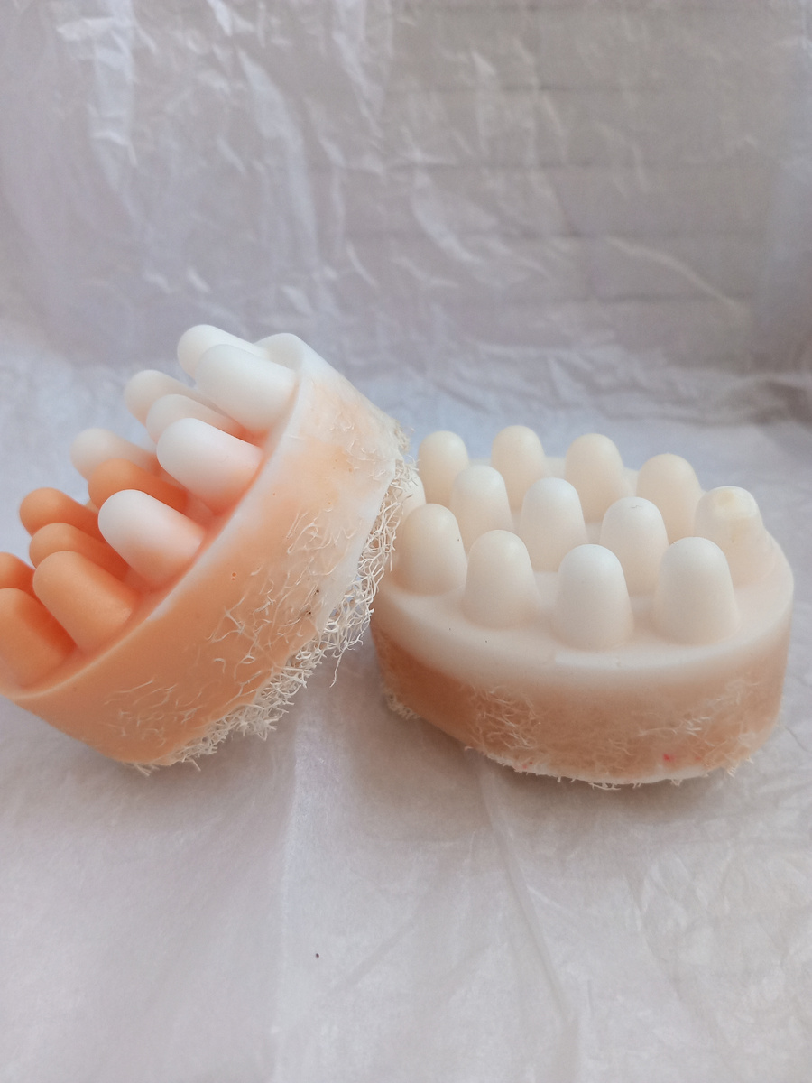 Медовое мыло с люфой