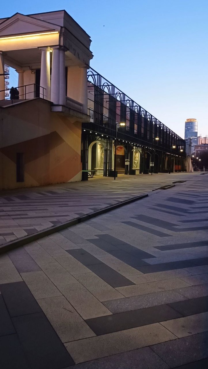 Необычное строение 