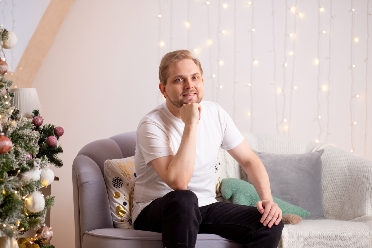 В кои-то веки выбрались с супругой на фотосессию, можно хоть собой похвастаться :)