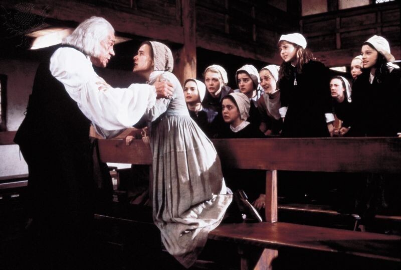 Обвинения в адрес горожан Эбигейл Уильямс