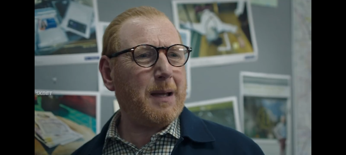 Кадр из сериала. 