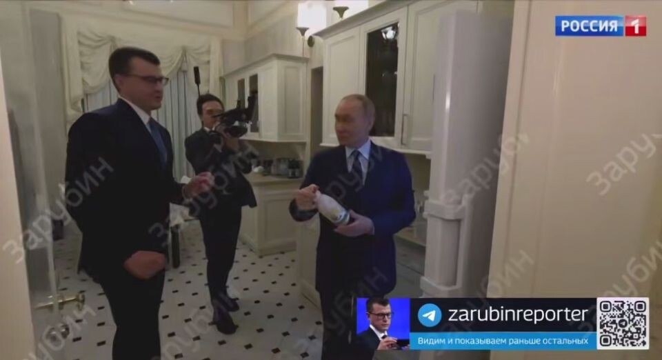    В кремлевской квартире президента. Источник: t.me/zarubinreporter