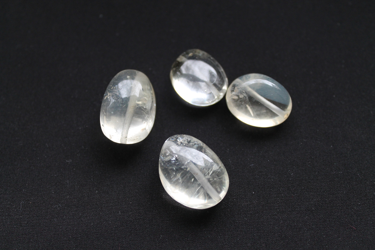 Крупные бусины цитрина неправильной формы