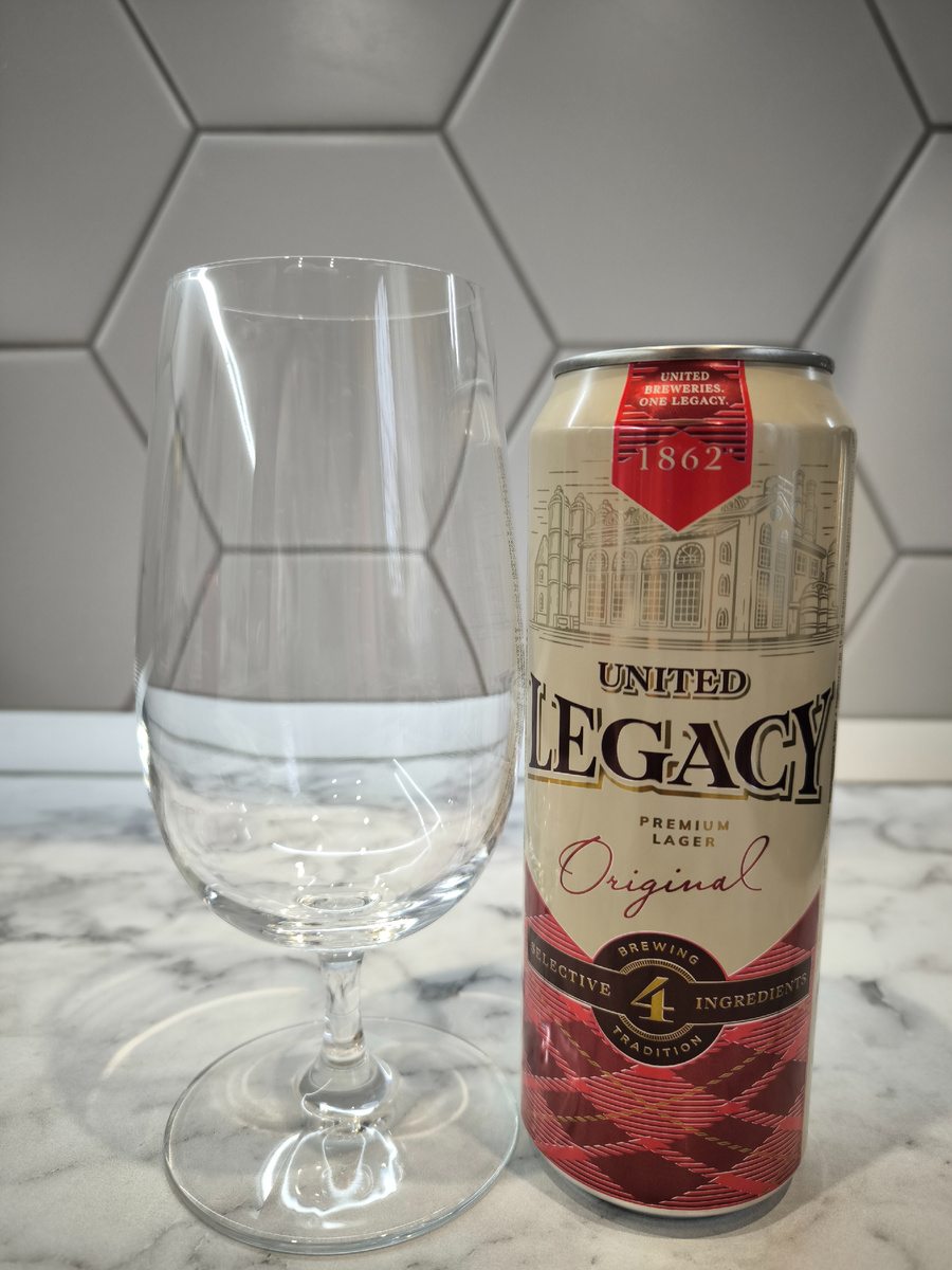 Пиво "United Legacy Original Lager" (Юнайтед Лигаси Ориджинал Лагер) от ОПХ