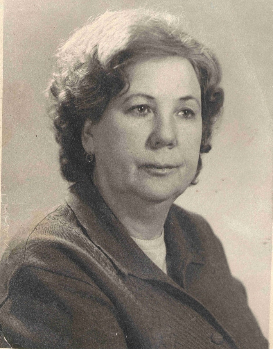 прабабушка Курлина Галина Михайловна (до замужества Пуренкова; 1923-2013) 