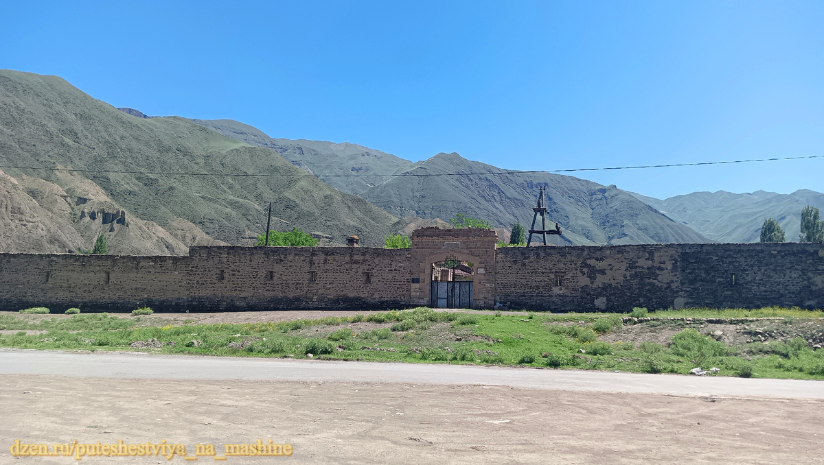 Ахтынская крепость XIX века в Дагестане