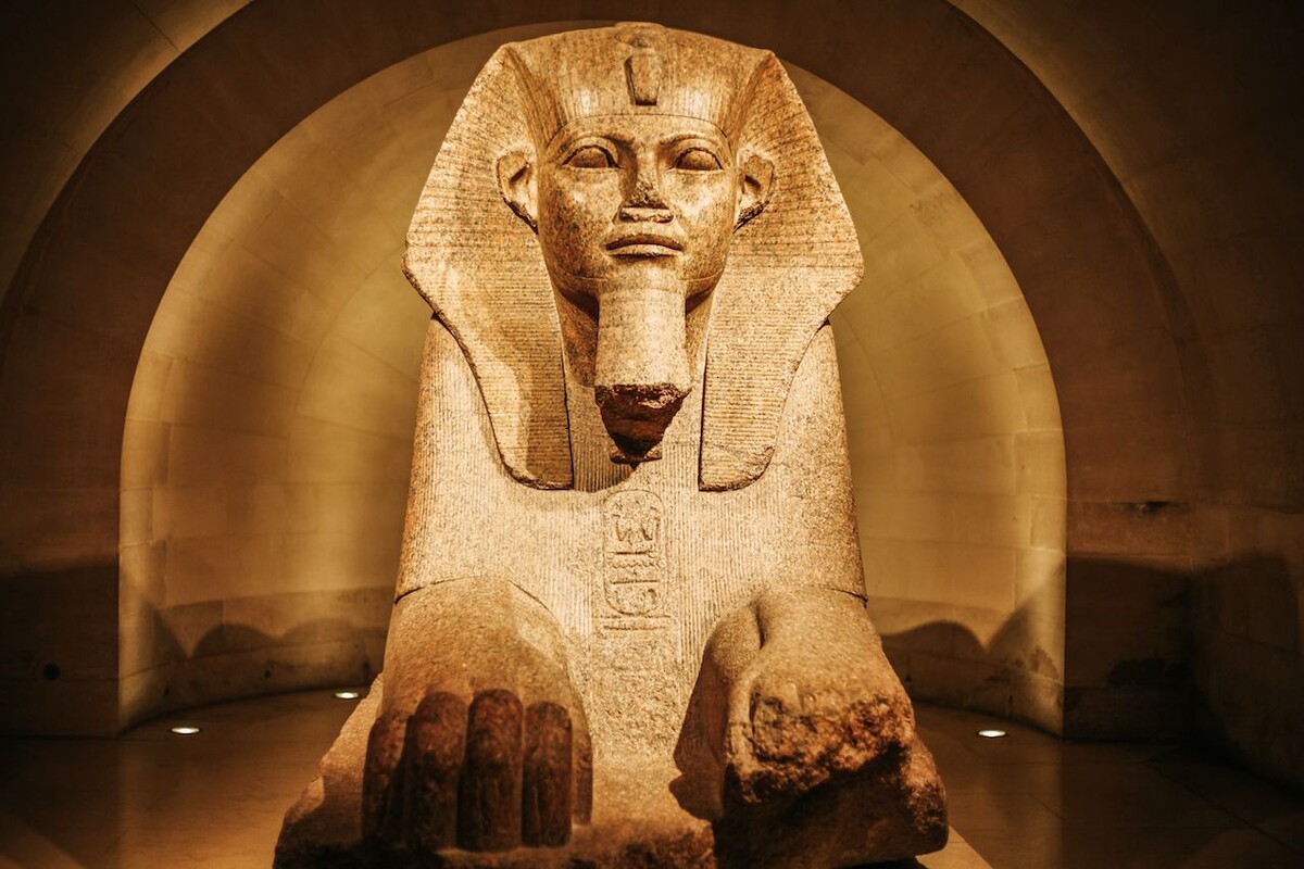 Великий Сфинкс Таниса в Лувре