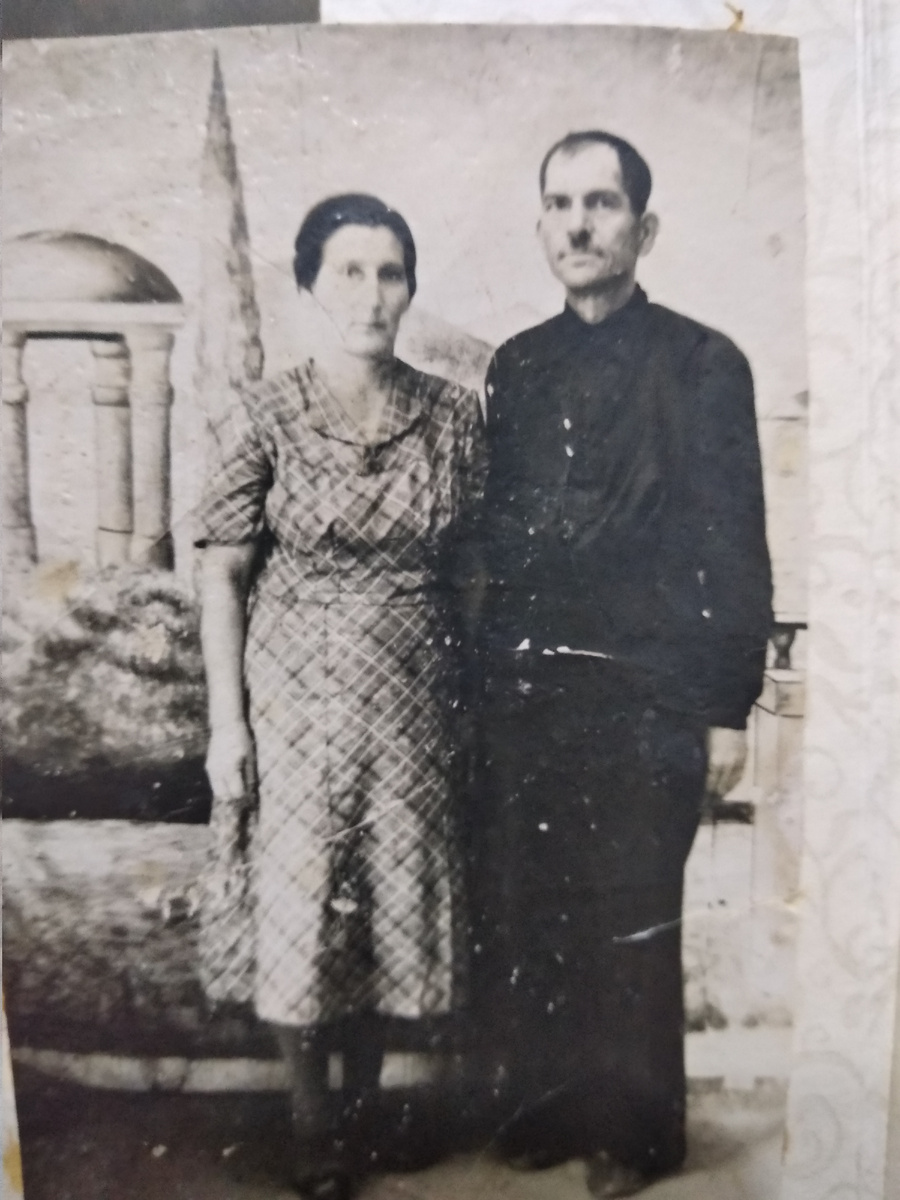 дедушка с бабушкой