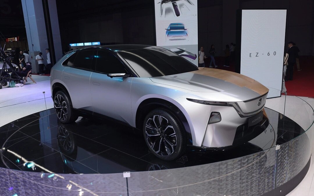 Mazda EZ-60 (Фото: Autonews)