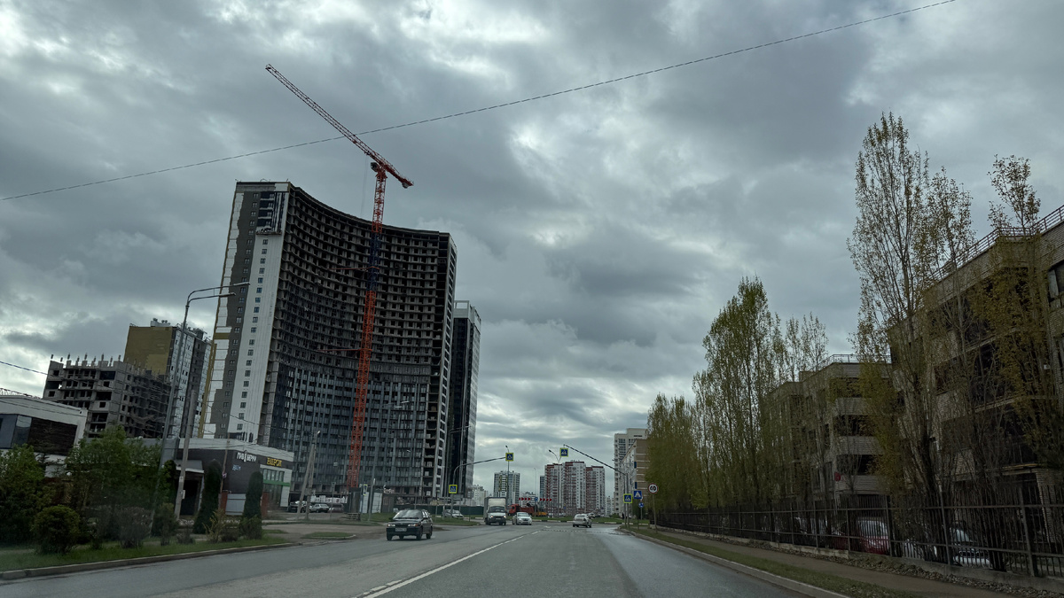 Пасмурная погода провожала нас из Челнов