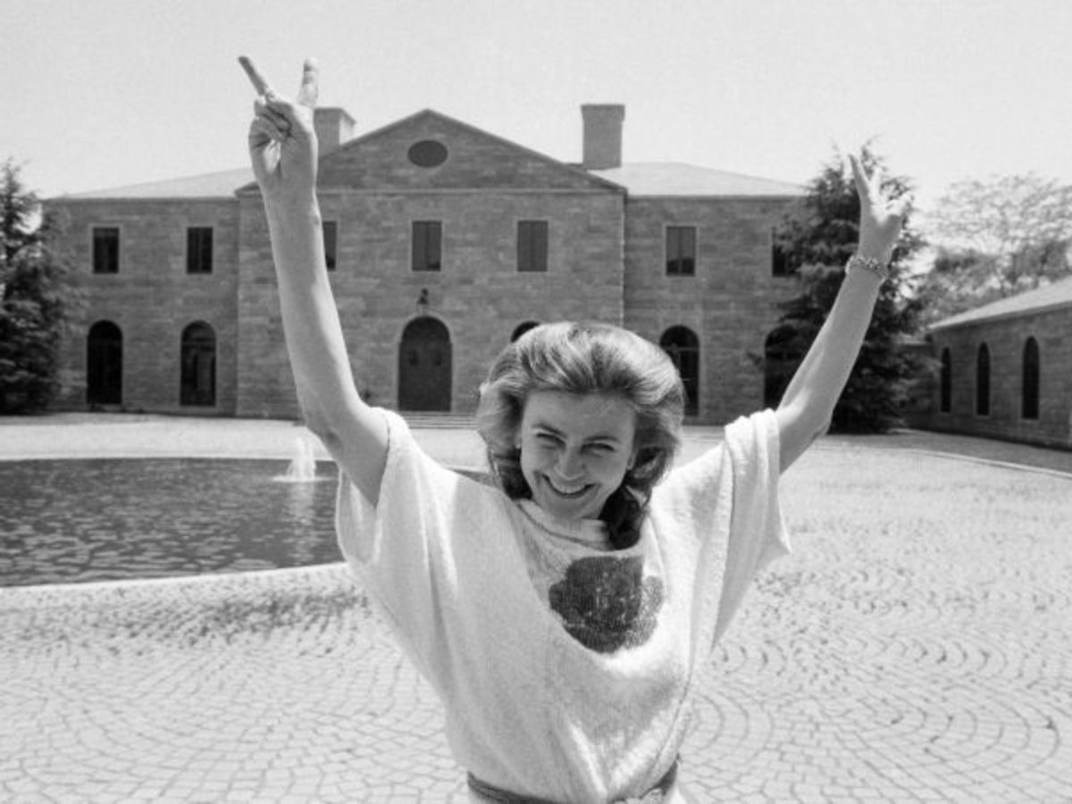 молодая Бася