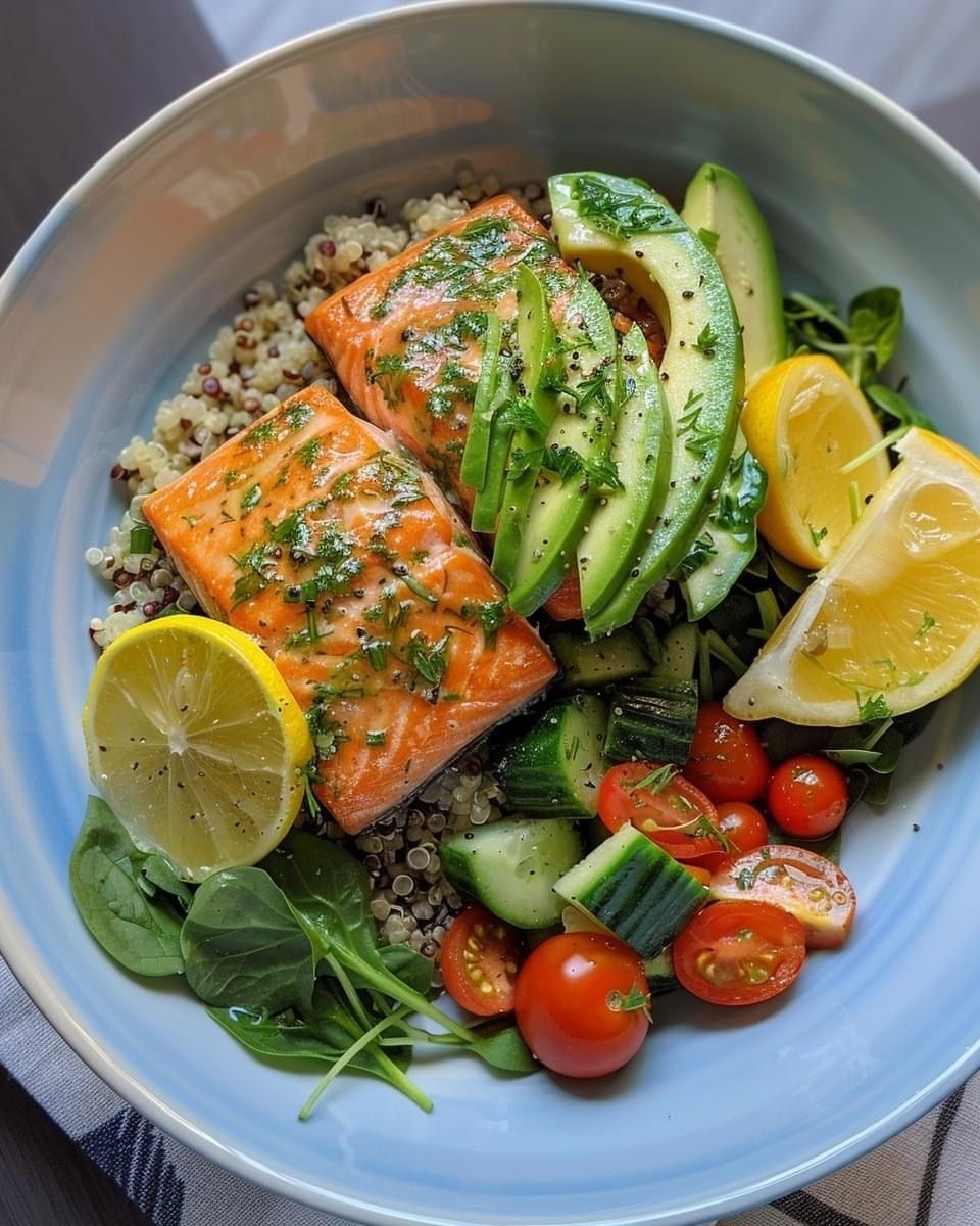 Один из вариантов правильной тарелки. Pinterest 