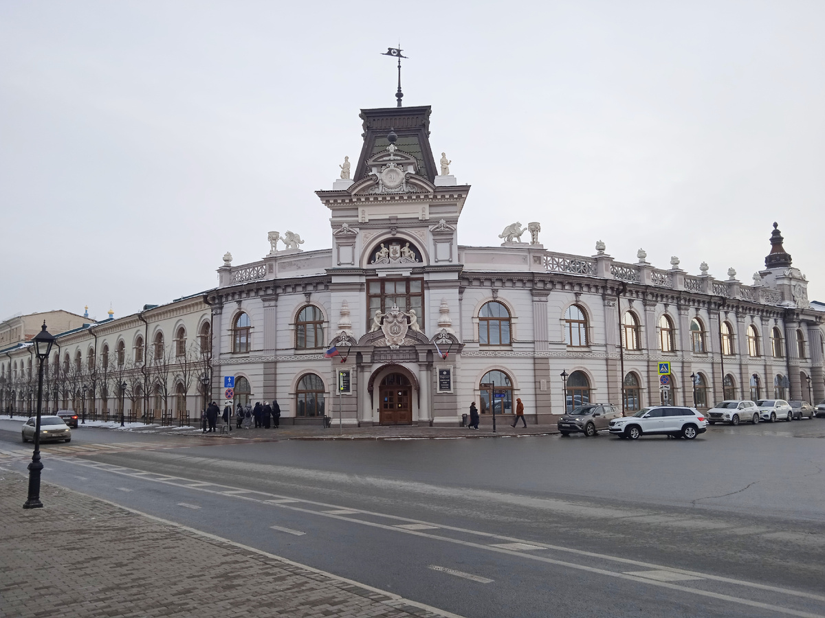 Национальный музей РТ (бывший Гостиный двор). Фото автора, февраль 2025г.